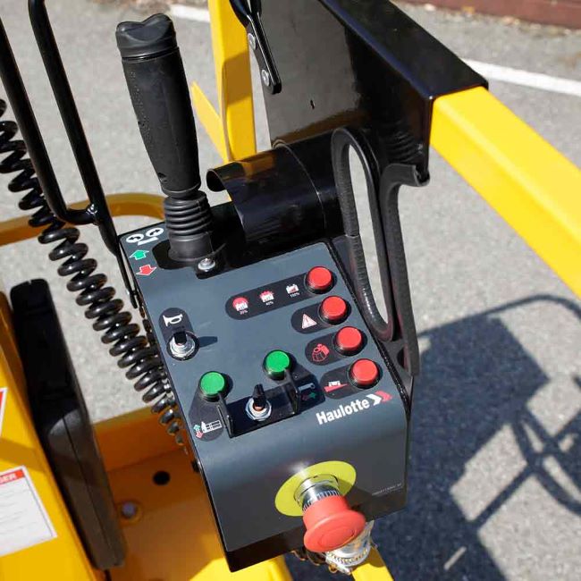 sửa chữa xe nâng ngươi