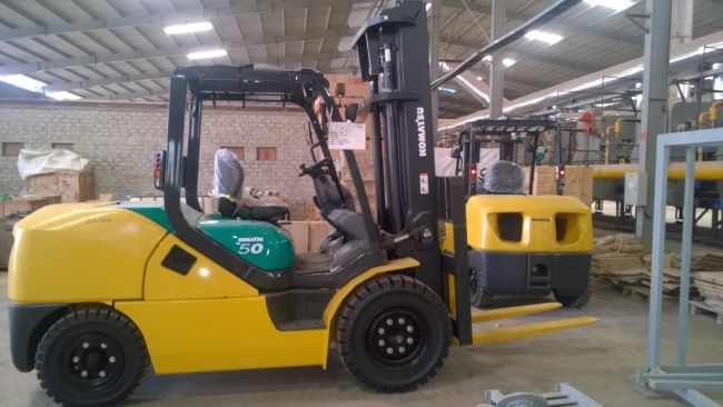 Xe nâng dầu 5 tấn Komatsu tại Quảng Ninh