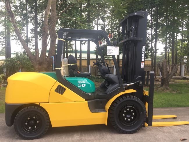 xe nâng hàng tại quận tây hồ