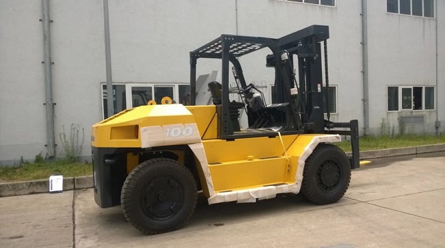 Xe nâng hàng Komatsu DX50/EX50