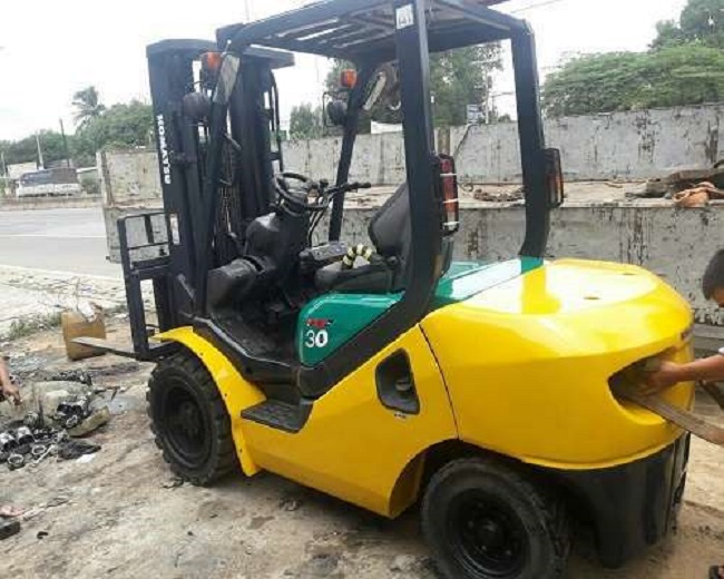 Ưu - nhược điểm của xe nâng dầu Komatsu 3 tấn