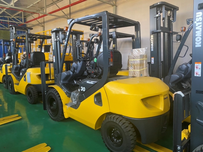 Xe Nâng Dầu Komatsu Tại Hà Nội