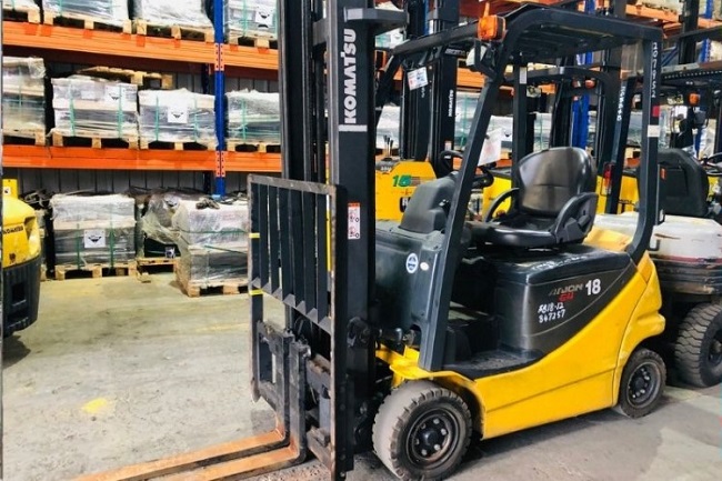 Ứng Dụng Của Xe Nâng Trong Lĩnh Vực Sản Xuất Đồ Uống
