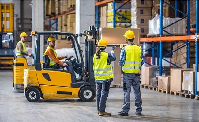 Ứng Dụng Của Xe Nâng Trong Lĩnh Vực Sản Xuất Đồ Uống