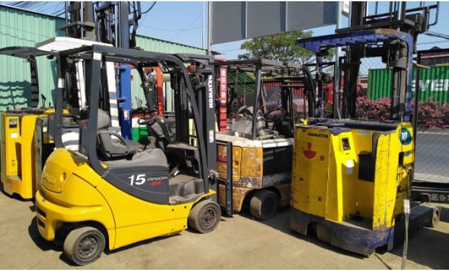 Sửa lỗi xe nâng không nâng hạ được