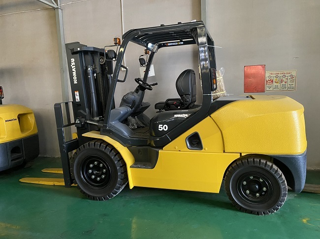 Ứng dụng của xe nâng dành cho ngành dược phẩm Chi Tiết