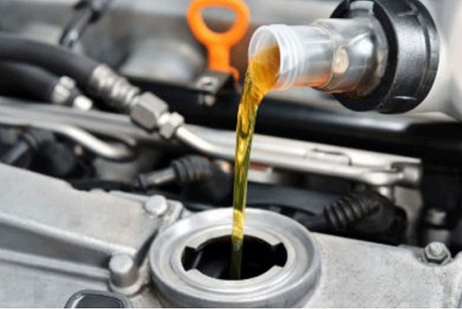 Hướng Dẫn Cách Thay Dầu Xe Nâng Đơn Giản, Tiện Lợi Và Nhanh Chóng